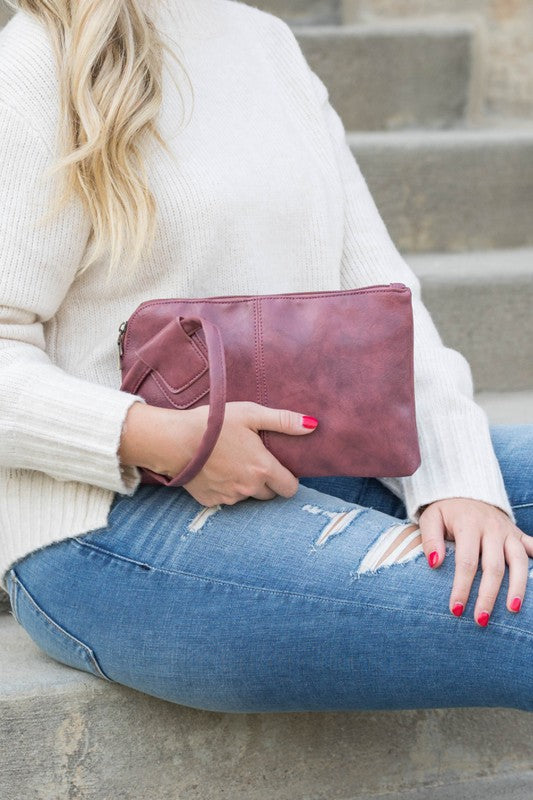 WRISTLET MINI CLUTCH