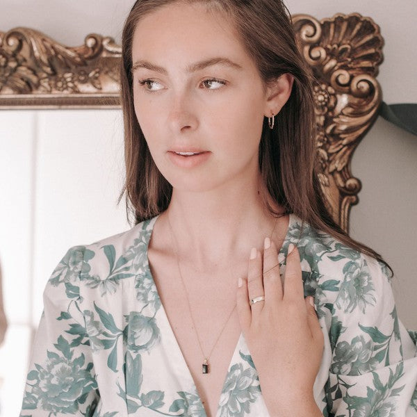 BONBON BLACK CRYSTAL NECKLACE