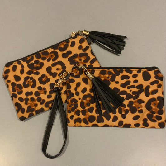 ANIMAL PRINT WRISTLET