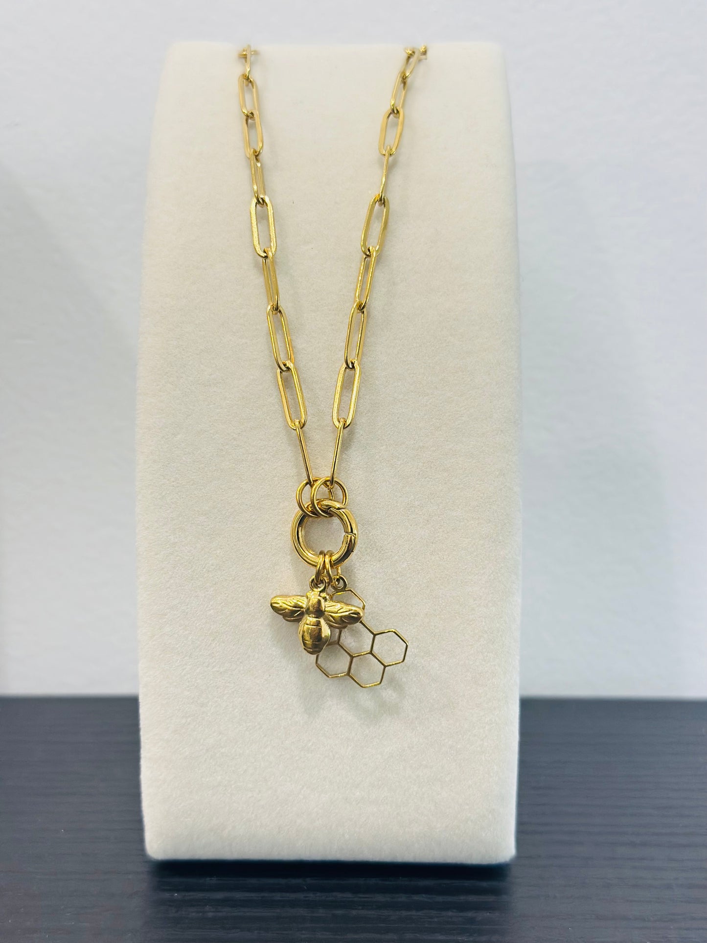 BUSY BEE & HONEY COMB CHARM KEEPER NECKLACE 18K PVD *WATERPROOF*