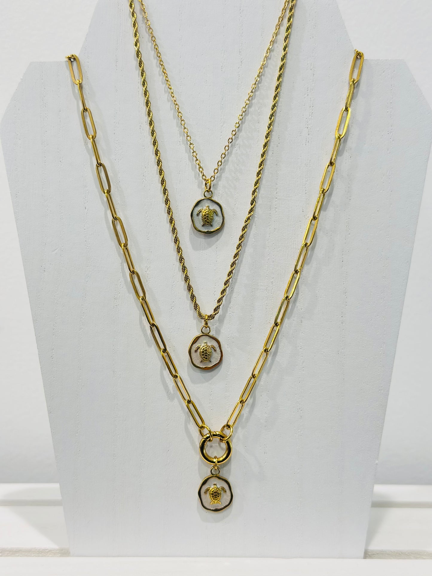 MOTHER OF PEARL TURTLE CHARM NECKLACE 18K PVD *WATERPROOF*