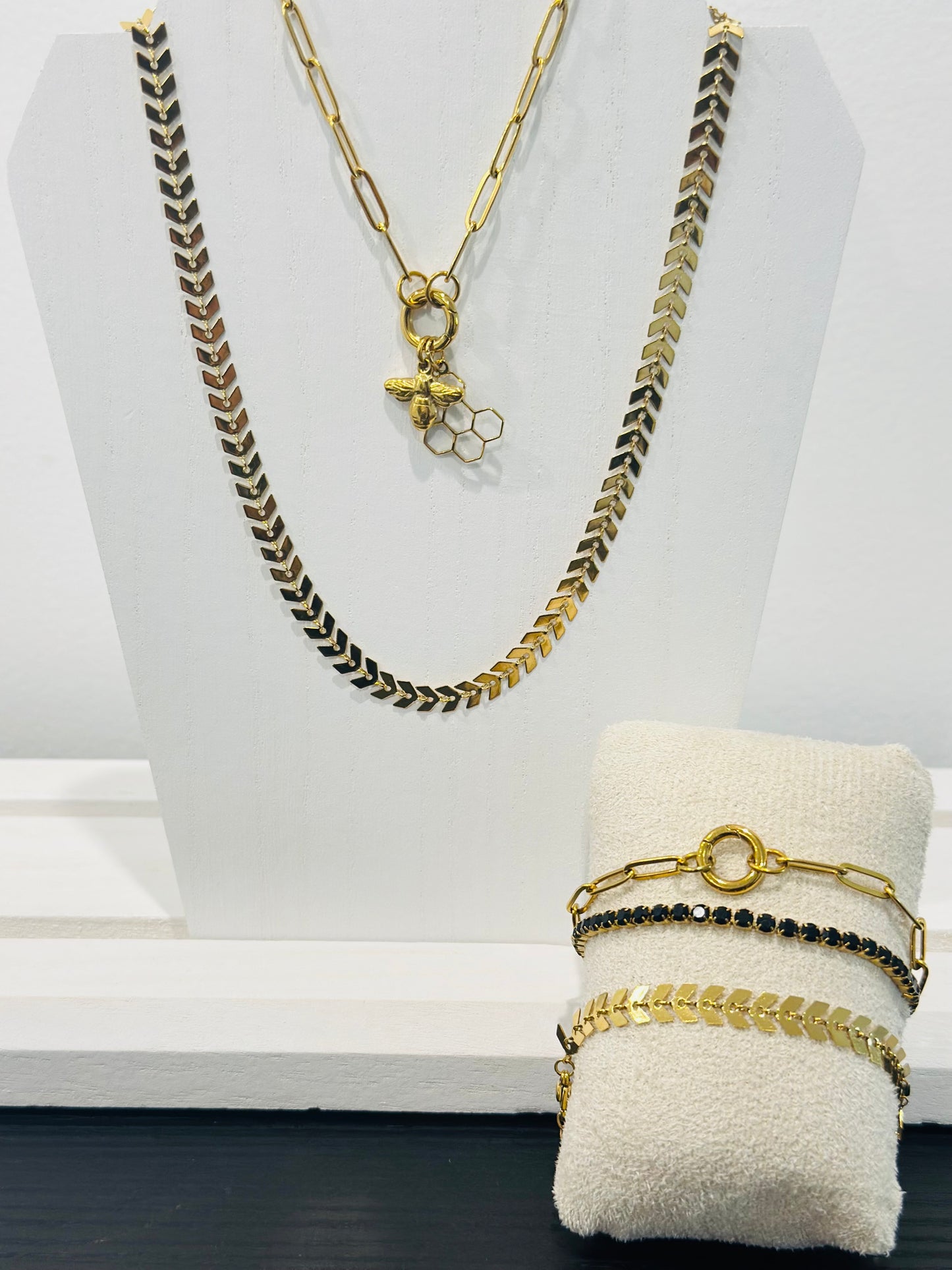 CHEVRON CHAIN NECKLACE & BRACELET 18K PVD *WATERPROOF*