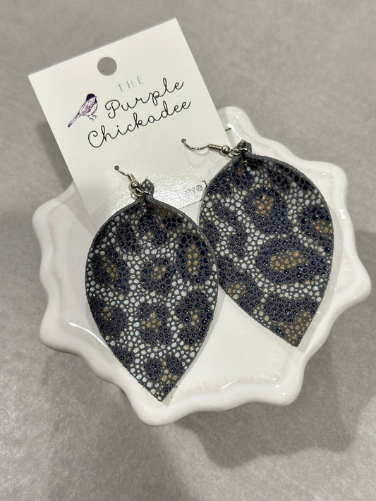 ANIMAL PRINT PINCHED LEATHER EARRINGS