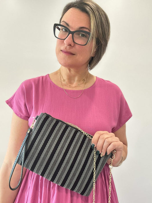 GRAY & BLACK EMBROIDERED PURSE