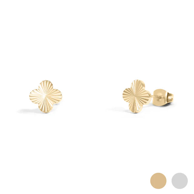 CLOVER STUD EARRINGS *WATERPROOF*