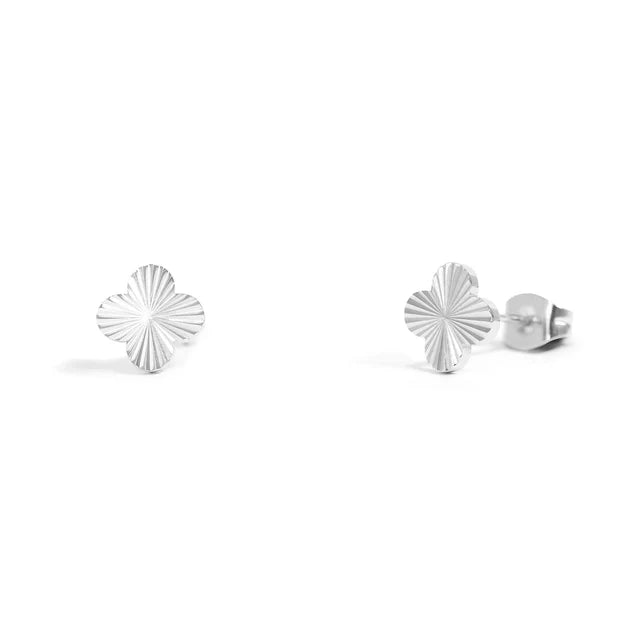 CLOVER STUD EARRINGS *WATERPROOF*