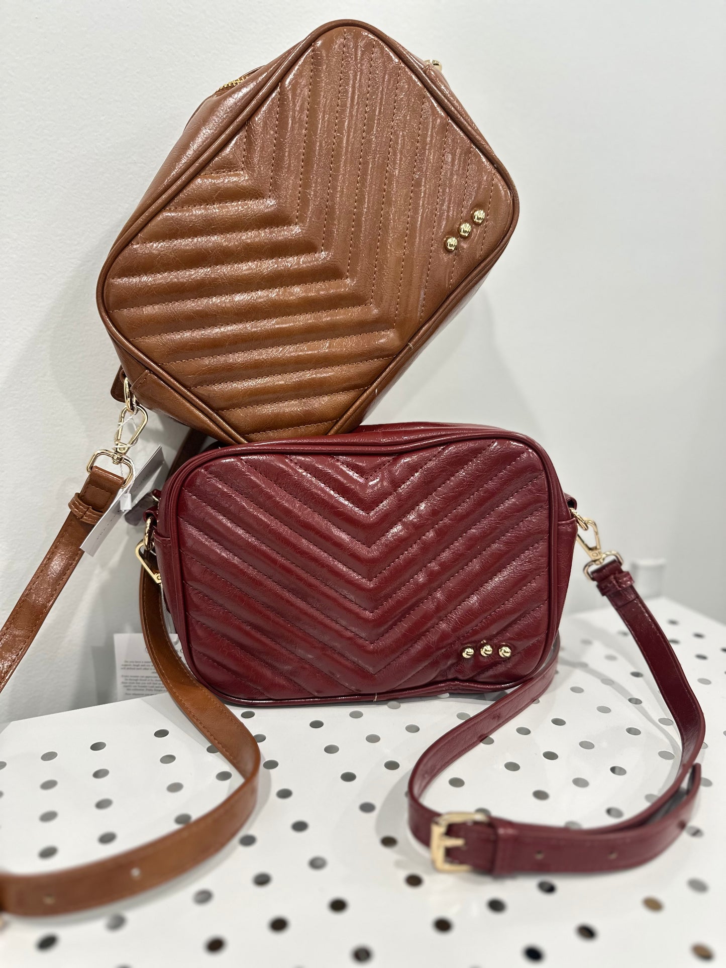 PRETTY SIMPLE COCO QUILTED CAMERA CROSSBODY BAG